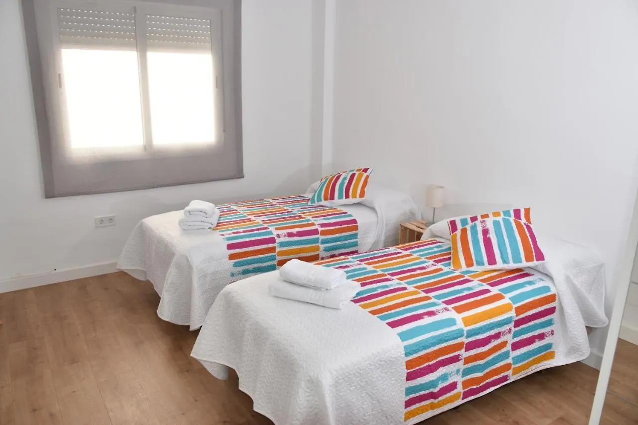 Spectacular Apartment 8 Pax/4 Rooms & Free Parking Màlaga