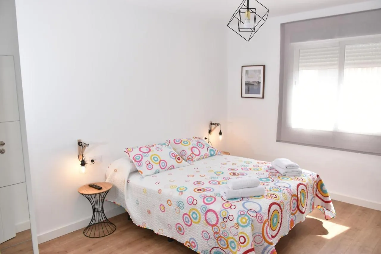 Spectacular Apartment 8 Pax/4 Rooms & Free Parking Màlaga