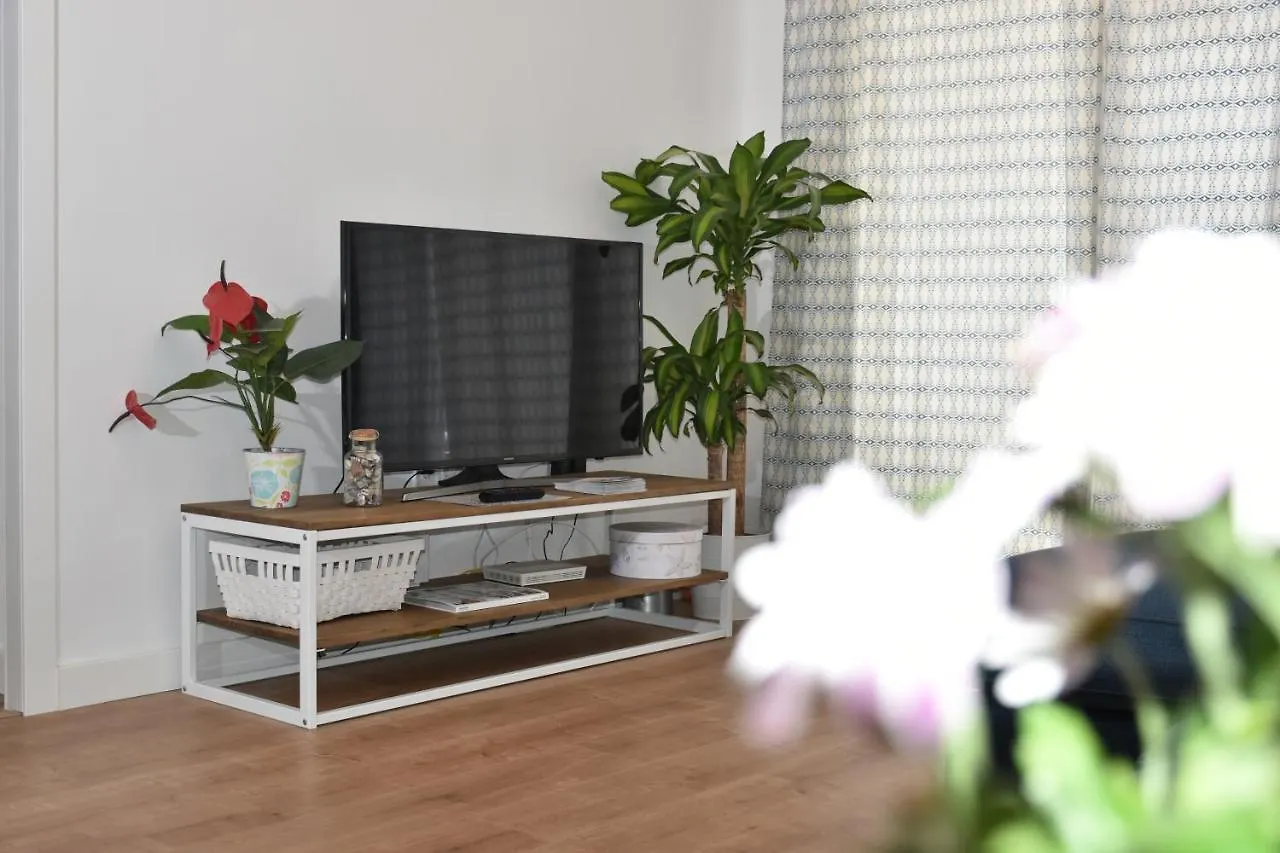 Spectacular Apartment 8 Pax/4 Rooms & Free Parking Malaga