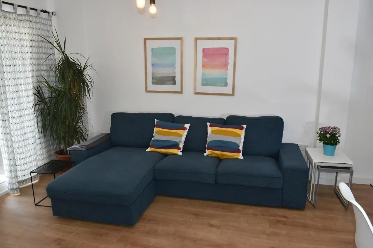Spectacular Apartment 8 Pax/4 Rooms & Free Parking Malaga