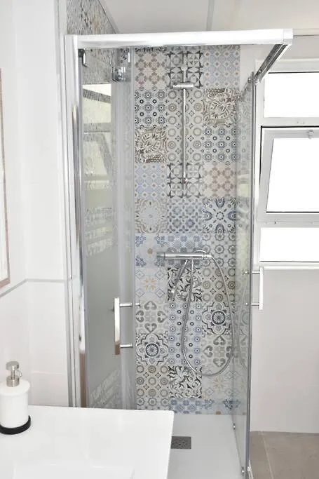 Spectacular Apartment 8 Pax/4 Rooms & Free Parking Malaga 0*,  Spain